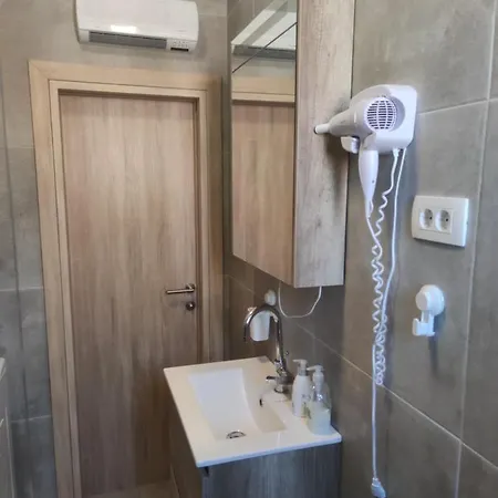 Apartment Royal Lux Mastrinka